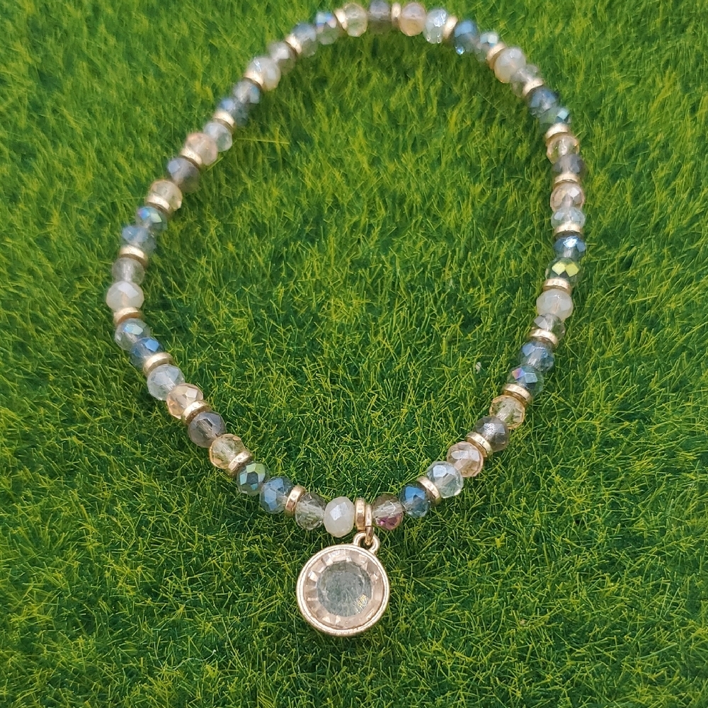 Crystal Clear Drop Beaded Bracelet B3407
